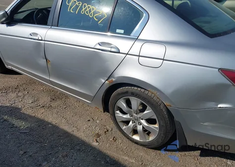 2008 Honda Accord 2.4 Ex-L z USA, uszkodzony, nr VIN 1HGCP26878A008850